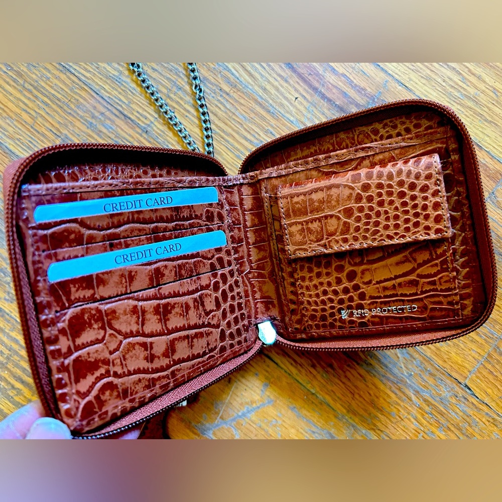 Crocodile Pattern Wallet - Union Code - Picture 3 of 4